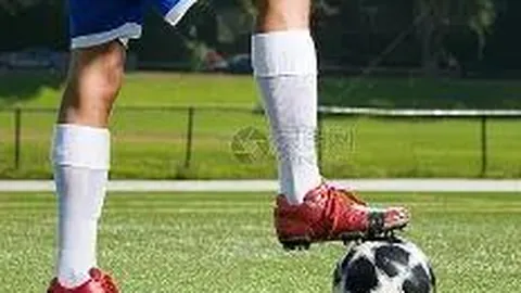 曼城英超受阻，罗迪奇缺阵难题待解，瓜迪奥拉迎战利物浦面临三重考验